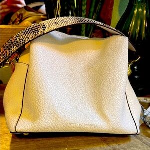 SONDRA ROBERTS almost like new SQUARED tote crossbody